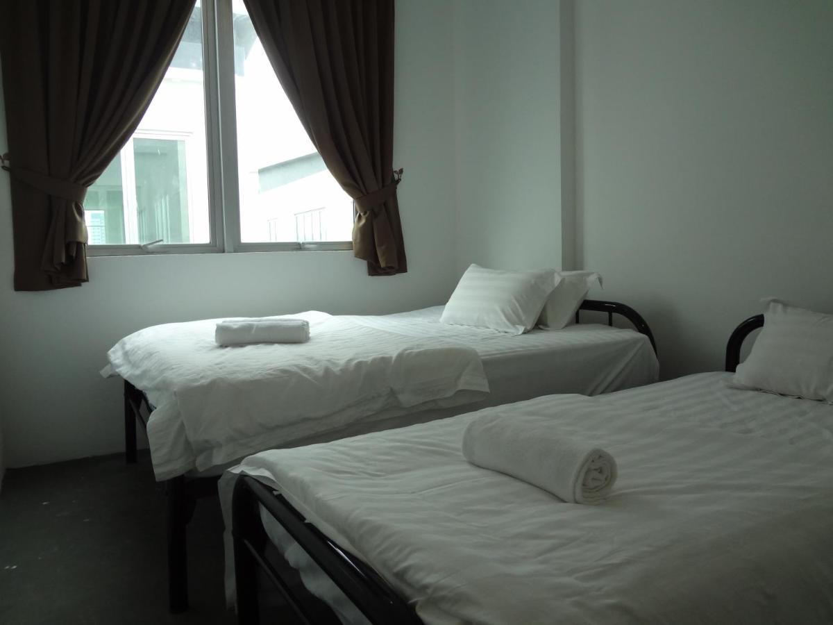 오요 758 콤마 호텔 Bandar Saujana Putra 외부 사진